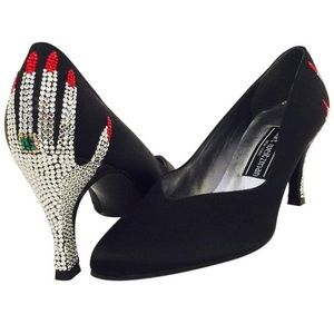 RARE STUART WEITZMAN Back Satin Evening Pumps W Swarovski Pave Crystal Hands